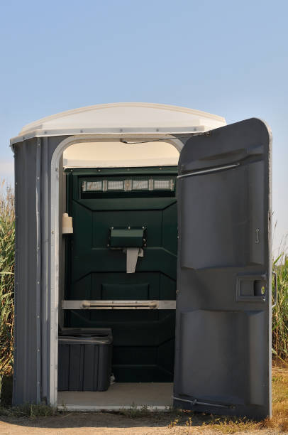 Portable Toilet Options We Offer in Midway North, TX